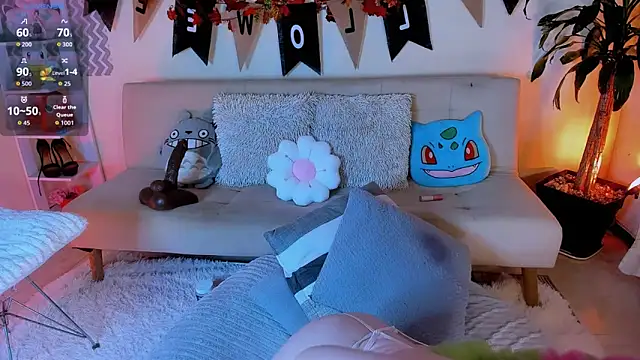 Snapshot of Simonesmith01 chatting on October 22, 6:29 pm Simonesmith01 online show from October 22, 6:29 pm