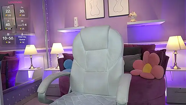 Snapshot of DahliaGrey chatting on February 25, 11:53 am DahliaGrey online show from February 25, 11:53 am