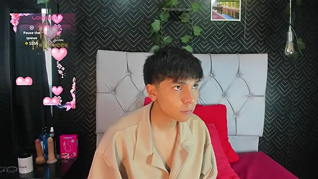 Thiago Kozak online show from October 17, 12:30 pm