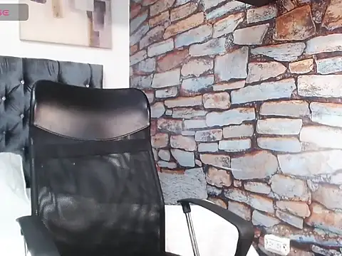 king falconer online show from November 22, 9:36 pm