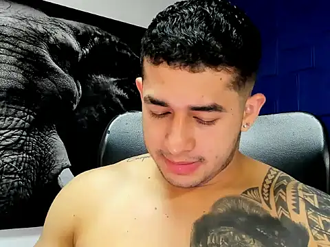 king falconer online show from December 3, 1:02 am