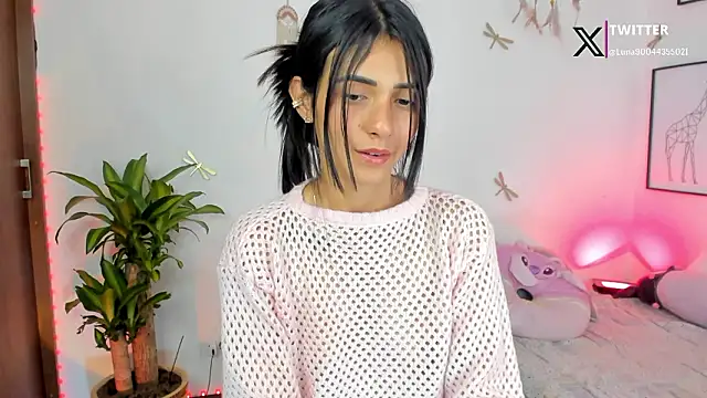 princessluna 19 online show from February 4, 9:09 pm