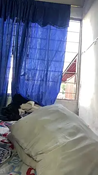 Snapshot of RobinLenoxx chatting on November 8, 9:24 pm RobinLenoxx online show from November 8, 9:24 pm