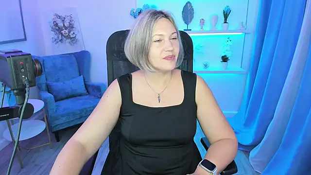 Snapshot of NinaStarle chatting on September 25, 4:38 am NinaStarle online show from September 25, 4:38 am
