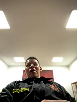 Manu0586 online show from September 16, 2:12 am