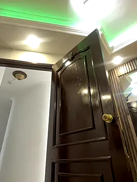 CharlesBrown  online show from November 6, 12:39 pm