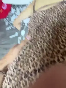 Snapshot of Slw444 chatting on October 21, 9:59 pm Slw444 online show from October 21, 9:59 pm