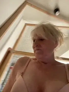 SexyKato001 online show from September 22, 9:11 am