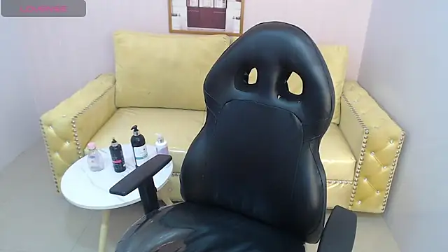 Snapshot of bellatrix_ch chatting on November 28, 4:20 pm bellatrix ch online show from November 28, 4:20 pm