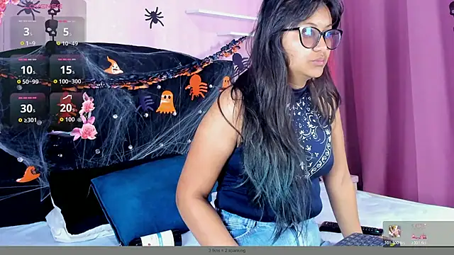 Snapshot of Azul_Moon chatting on October 25, 3:47 am Azul Moon online show from October 25, 3:47 am