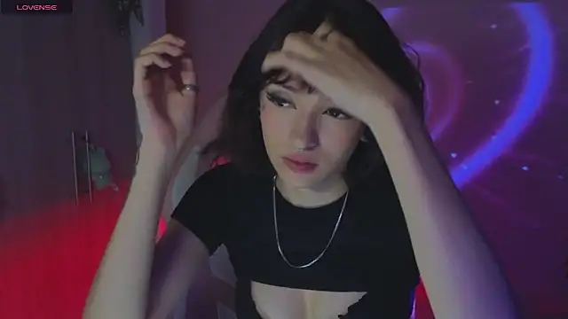 Moonlightt 21 online show from April 26, 9:23 pm