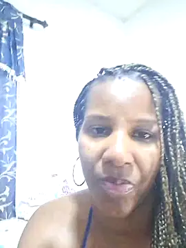 Snapshot of VikysDavis chatting on February 27, 10:32 pm VikysDavis online show from February 27, 10:32 pm