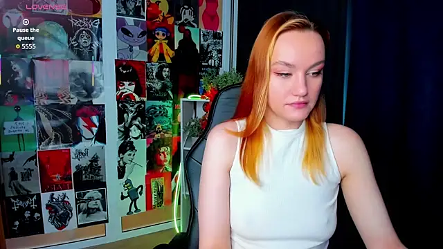 Snapshot of Ida_FaneStain chatting on November 14, 3:16 am Ida FaneStain online show from November 14, 3:16 am