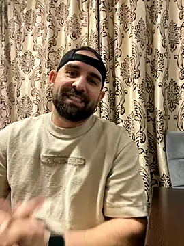 Snapshot of Shots_of_sperm chatting on November 10, 11:42 am Shots of sperm online show from November 10, 11:42 am