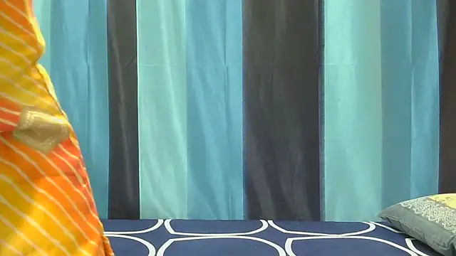 Snapshot of Aarti_misty71 chatting on November 3, 5:20 am Aarti misty71 online show from November 3, 5:20 am