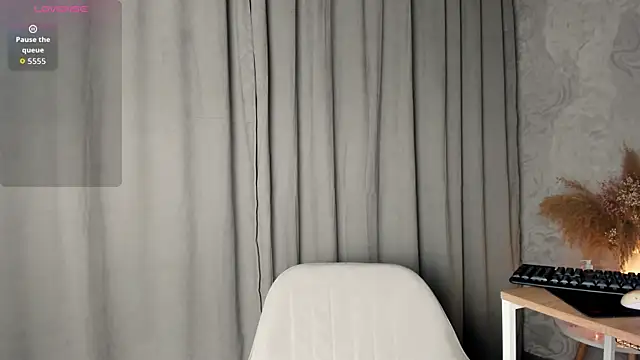 Katrina Carter online show from December 5, 3:26 am