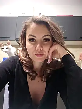 SeductiveMom online show from January 13, 3:45 am