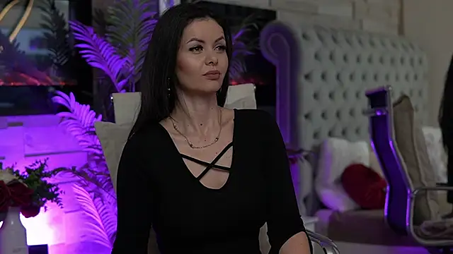 SeductiveMom online show from December 15, 3:44 am