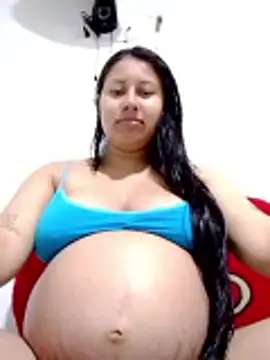 Snapshot of Hot_Rihanna chatting on February 26, 4:50 pm Hot Rihanna online show from February 26, 4:50 pm