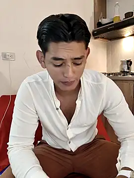 Hiroshi Shen online show from October 6, 12:13 pm