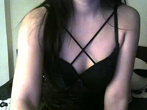 kriti1009 online show from February 16, 7:10 pm