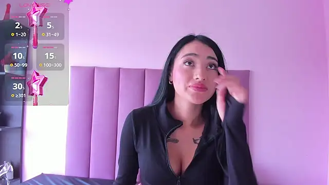 violet myerrs online show from October 16, 4:41 pm