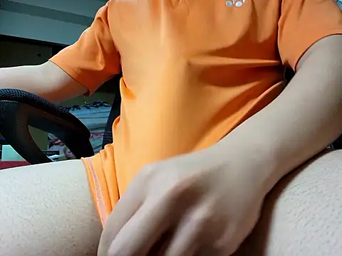 PIPIShoei online show from October 15, 11:54 am