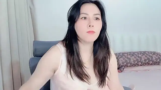 Eve5215 online show from April 19, 8:02 am