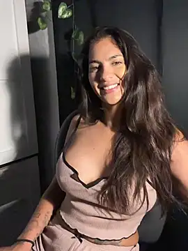 chicachocolate01 online show from January 12, 6:57 pm