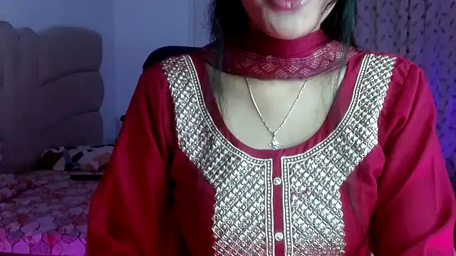 Snapshot of Mini_Meera chatting on October 13, 6:19 pm Mini Meera online show from October 13, 6:19 pm