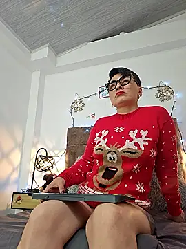 Daniela Leonn online show from December 4, 7:33 pm