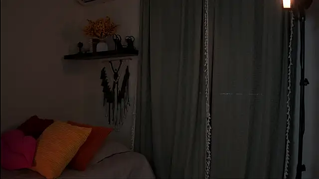 Snapshot of isabella-garcia- chatting on October 26, 6:36 pm isabella-garcia- online show from October 26, 6:36 pm