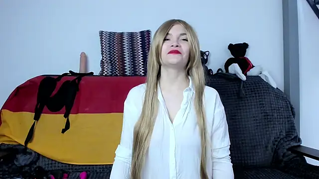 Snapshot of Katherine_Twilight chatting on January 17, 3:43 pm Katherine Twilight online show from January 17, 3:43 pm