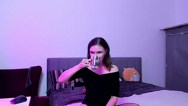 Snapshot of Katherine_Twilight chatting on November 13, 3:55 pm Katherine Twilight online show from November 13, 3:55 pm