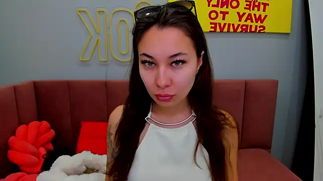 Kat  cat online show from June 7, 2:27 am