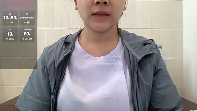 Snapshot of mini_unicorn chatting on December 15, 2:38 am mini unicorn online show from December 15, 2:38 am