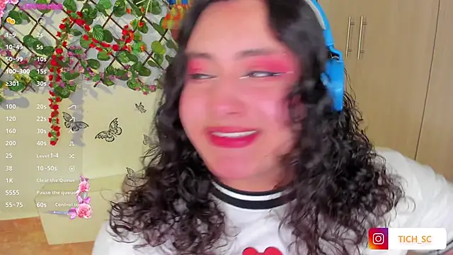 Snapshot of TICH____ chatting on November 19, 7:14 pm TICH online show from November 19, 7:14 pm