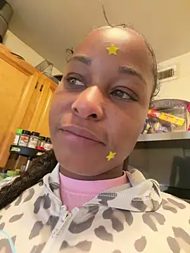 Snapshot of yummy0322 chatting on November 27, 3:36 pm yummy0322 online show from November 27, 3:36 pm