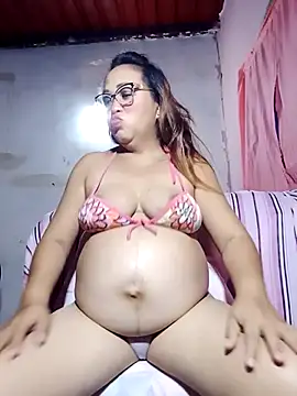 Snapshot of shaktisub_ chatting on November 30, 12:47 am shaktisub online show from November 30, 12:47 am