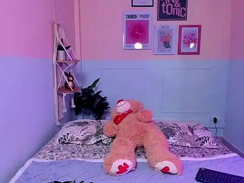 Snapshot of Camila_Rivers chatting on November 5, 12:05 pm Camila Rivers online show from November 5, 12:05 pm