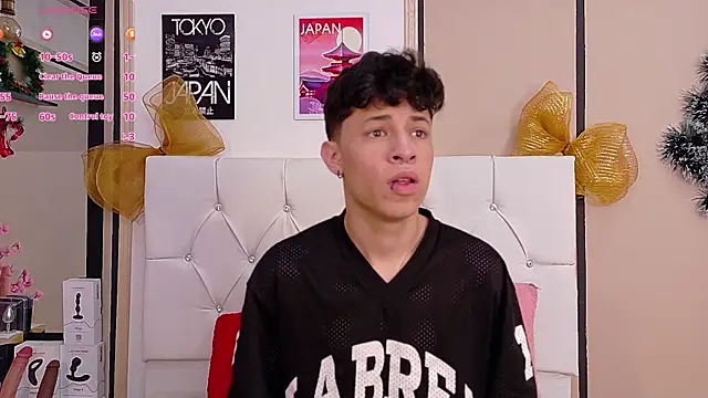 Axel  Evans online show from December 4, 12:47 pm