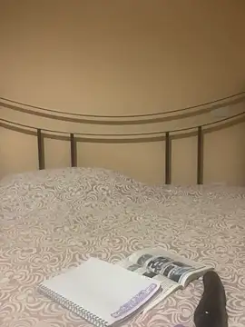 SarettaB90 online show from December 4, 5:54 pm