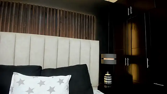 Matilda Liz online show from April 23, 1:24 pm