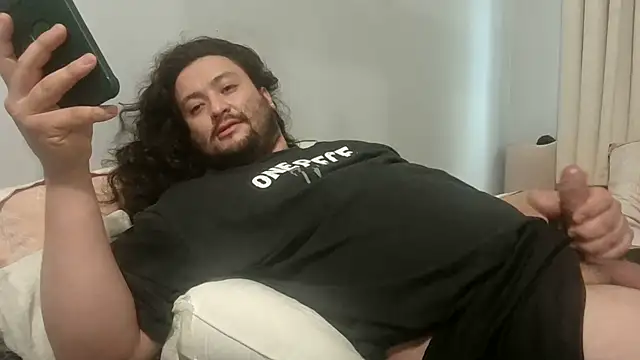 Snapshot of You-father chatting on September 24, 4:32 pm You-father online show from September 24, 4:32 pm