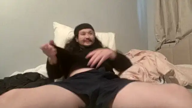 Snapshot of You-father chatting on December 16, 7:41 pm You-father online show from December 16, 7:41 pm