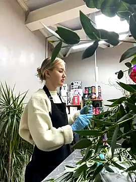 CandyVice online show from October 7, 6:05 pm