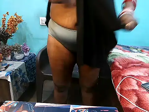 Snapshot of PREETI_BABY chatting on November 12, 5:30 am PREETI BABY online show from November 12, 5:30 am