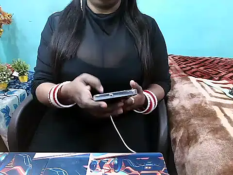 Snapshot of PREETI_BABY chatting on November 20, 4:23 am PREETI BABY online show from November 20, 4:23 am