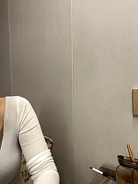 haiyan125216 online show from December 21, 8:43 am