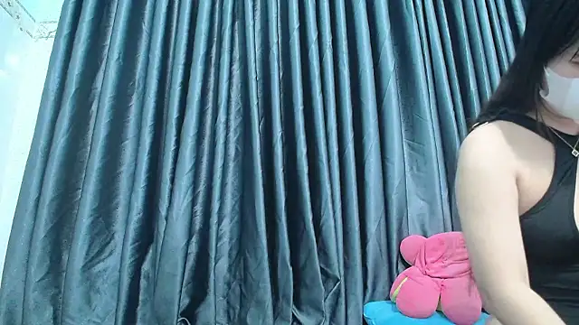 Snapshot of Grass_99 chatting on December 1, 4:50 am Grass 99 online show from December 1, 4:50 am